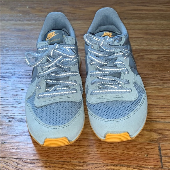 cheap cute nike shoes